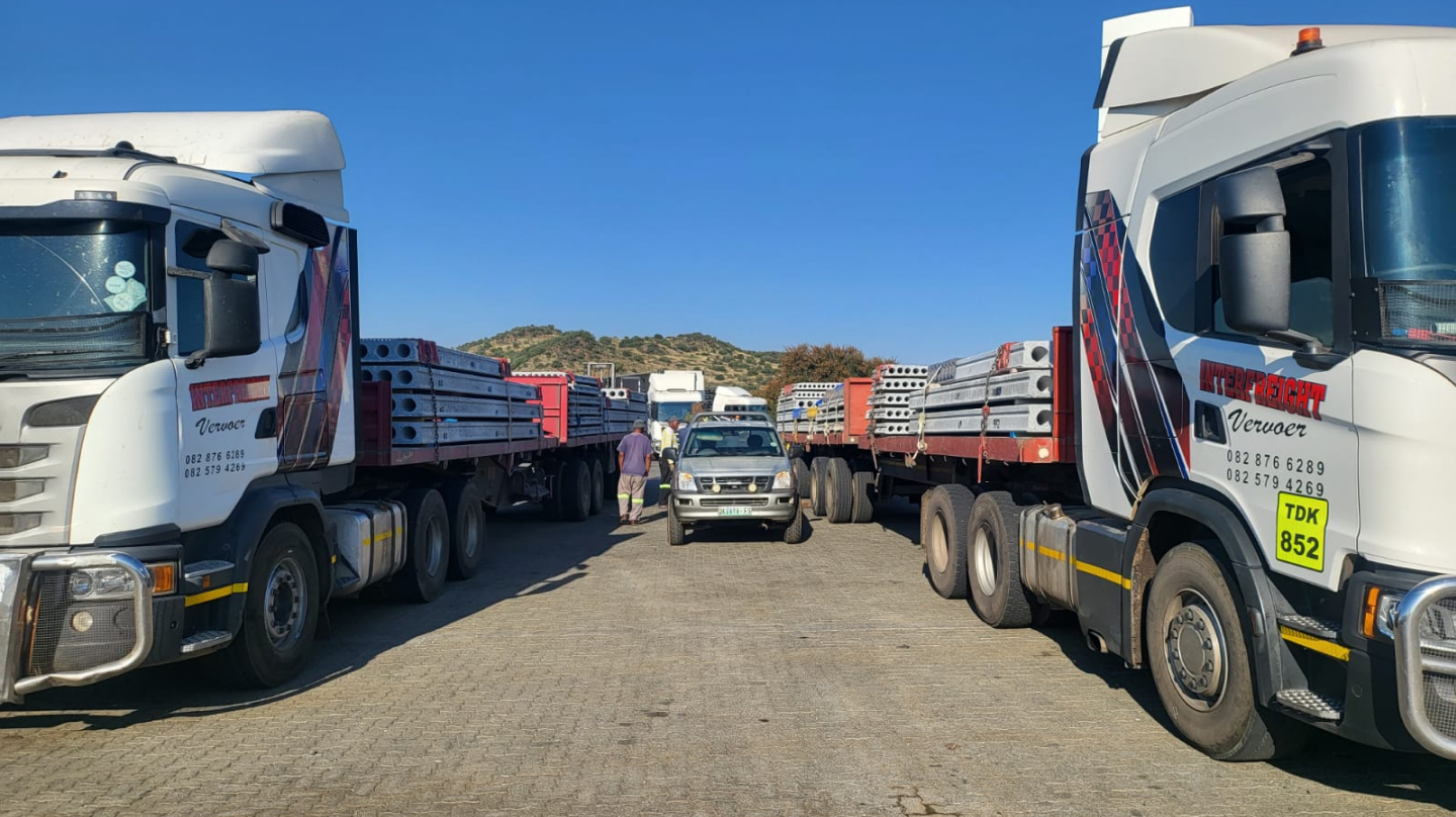 Quality Slabs - Contact image